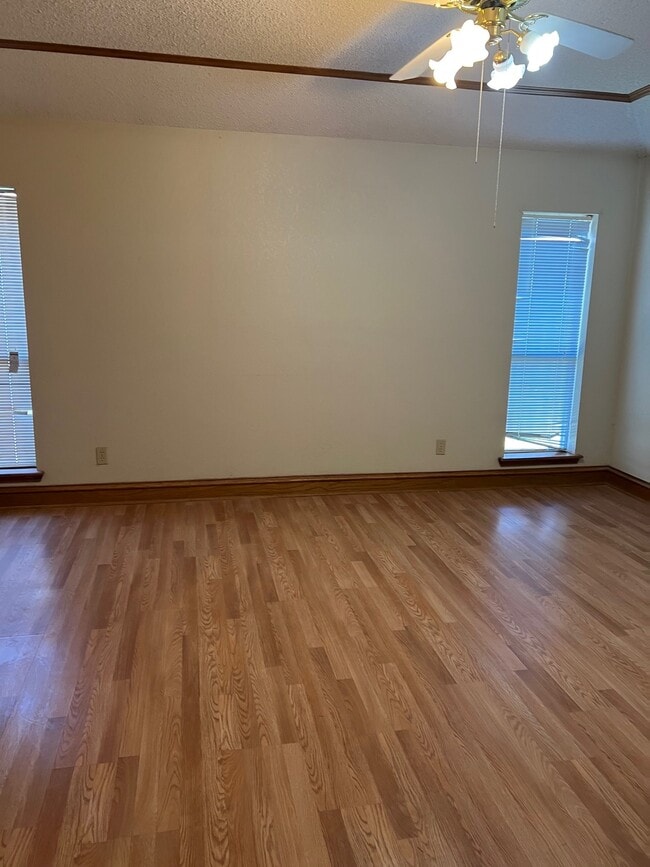 Dormitorio principal - 7416 N 20th St