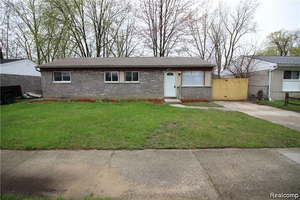 Primary Photo - 15138 Kerstyn St