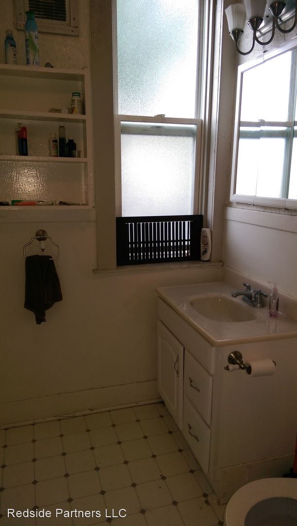 Foto del edificio - 1050 N 36th St