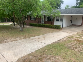 Building Photo - 2916 Walden Dr