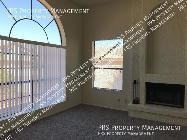 Foto del edificio - 3919 E Lavender Ln