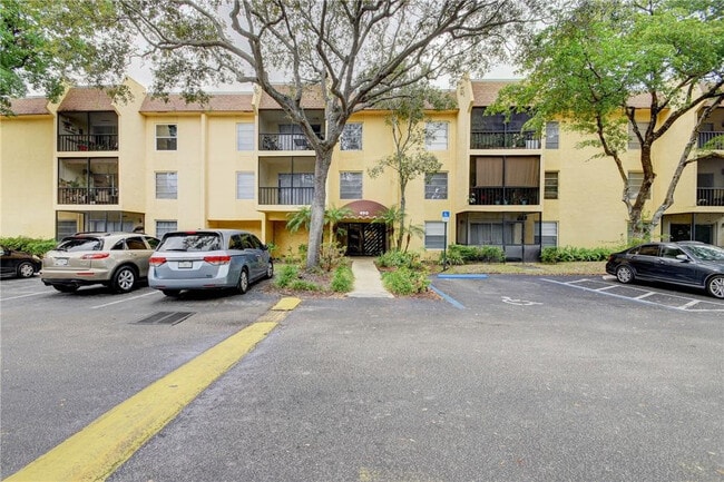 Foto del edificio - 490 NW 20th St