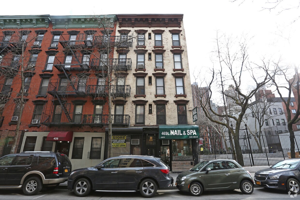 Foto del edificio - 430 W 46th St