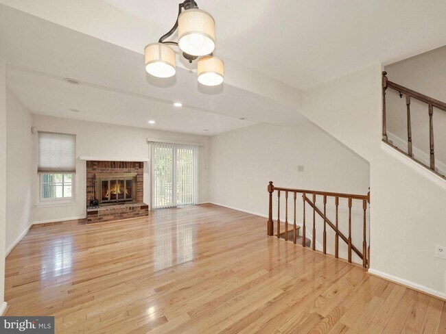 Building Photo - 2107 Derby Ridge Ln