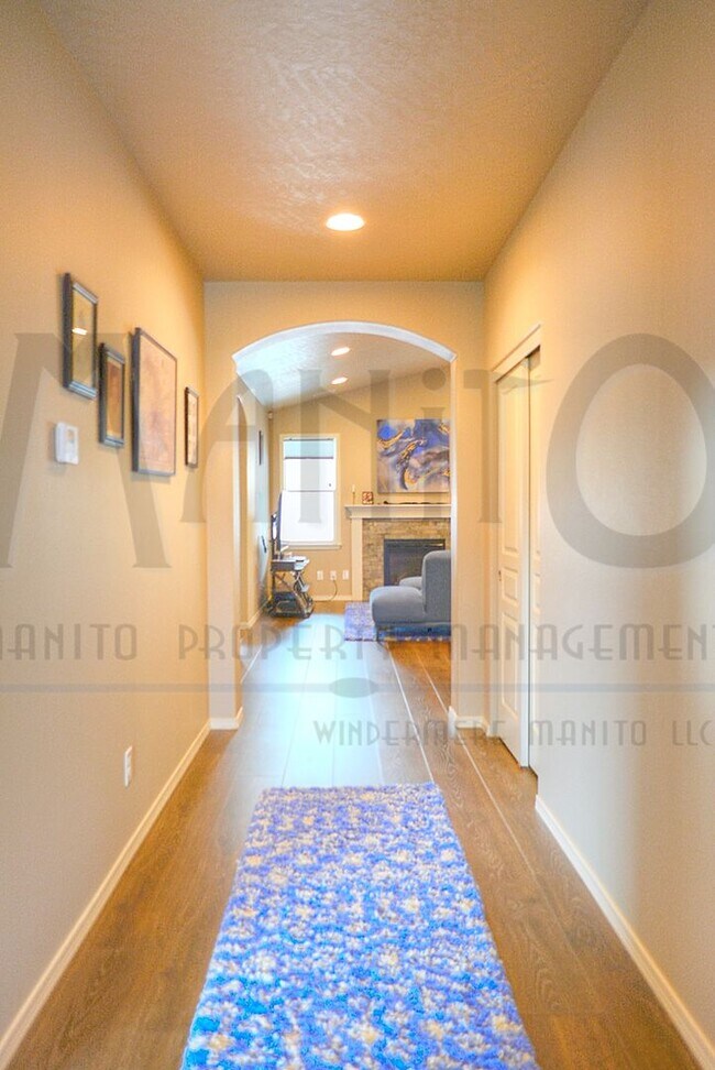 Building Photo - Immaculate Airway Heights Rancher