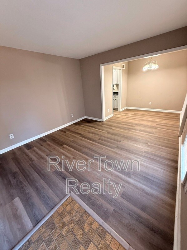 Foto del edificio - 4987 Scenicwood Cove