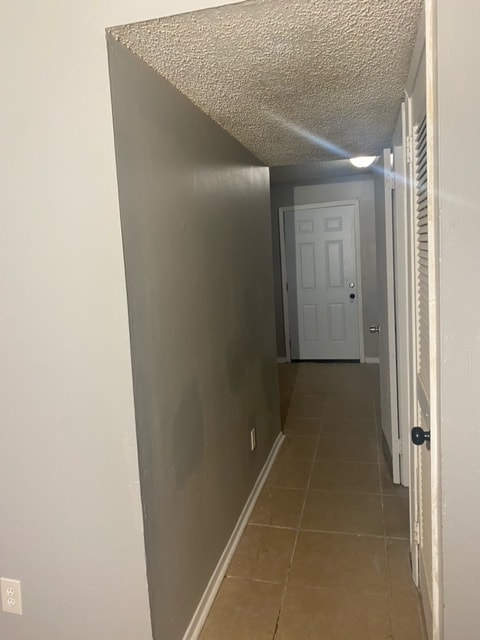 hallway - 4655 Royal Ridge Dr
