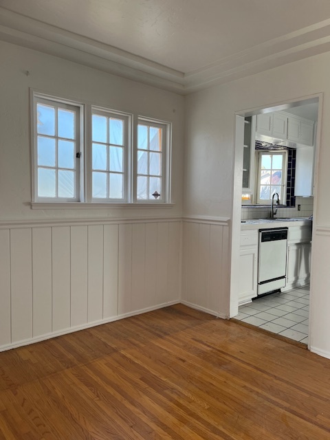 Dining Room - 1170 W Summerland Ave