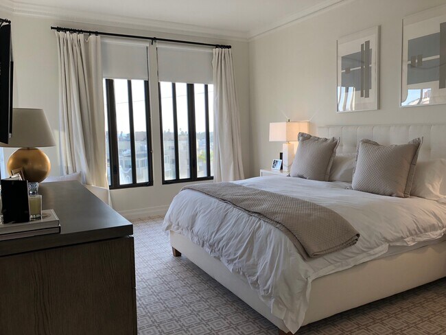 master suite - 11847 Gorham Ave
