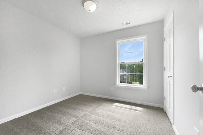 Building Photo - 6017 Woodspring Dr