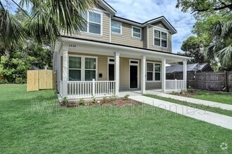 Building Photo - 2530 N Davis St