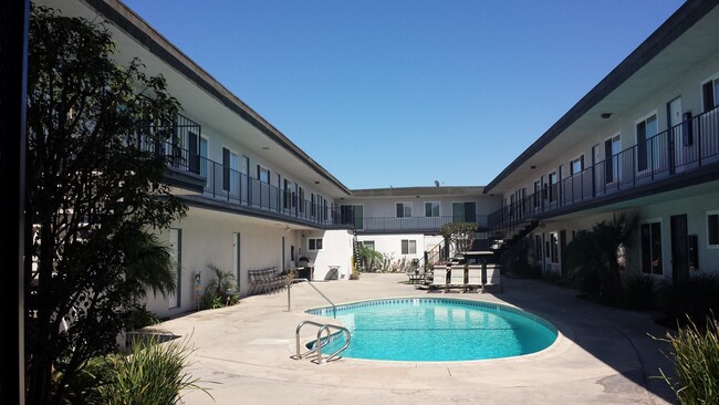 Interior Photo - ANZA 2 (Auldin Arms)