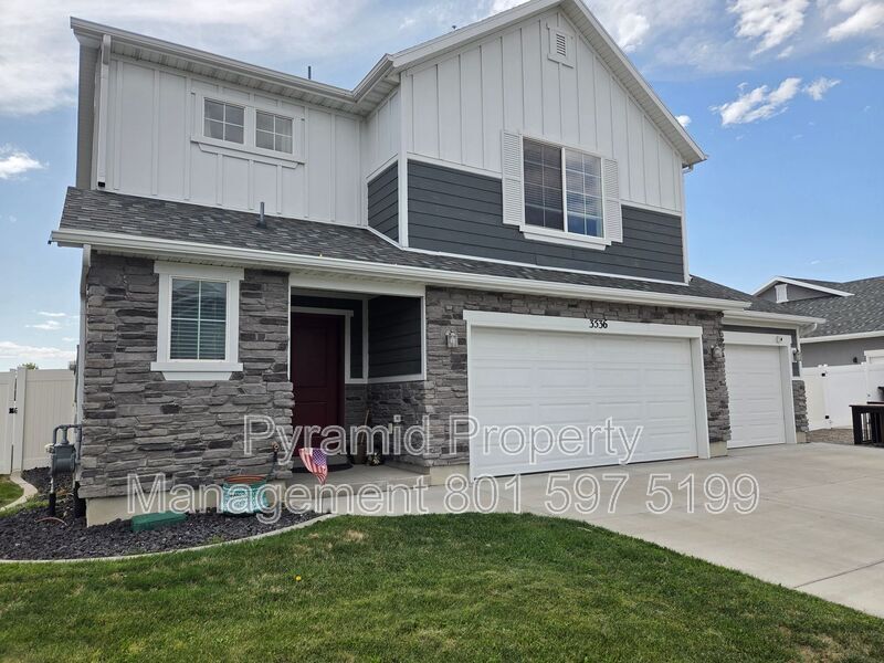 Foto principal - 3536 Bayview Dr