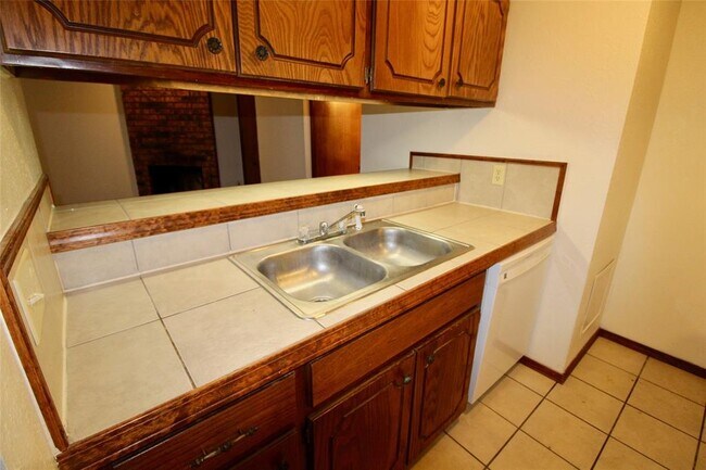 Foto del edificio - 902 Acacia Cir