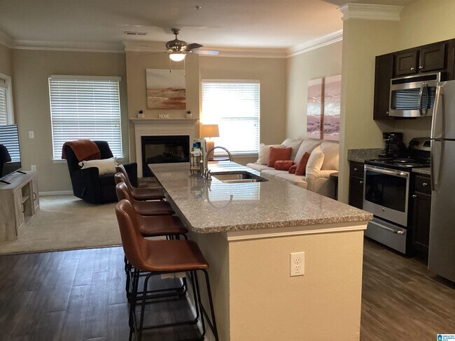 Foto del edificio - 5050 Cahaba River Rd