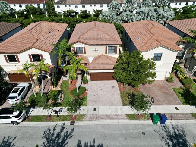 Building Photo - 8858 NW 101st Pl