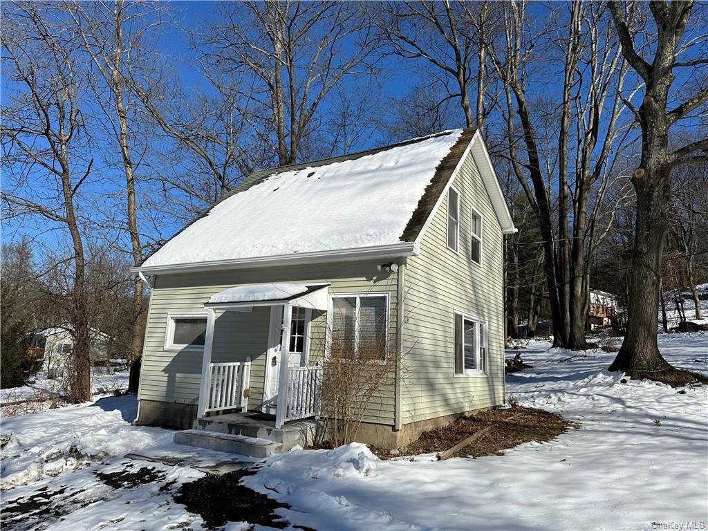 Primary Photo - 11 Upper Hillman Rd