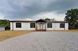 Building Photo - 1404 Arvel Cir