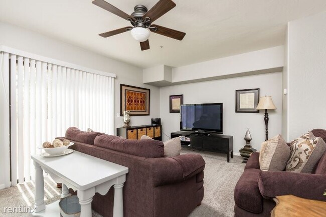 Foto del edificio - 3 br, 3 bath Townhome - 778 S Beck Ave