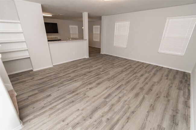 Foto del edificio - 5415 Gouldburn River Dr