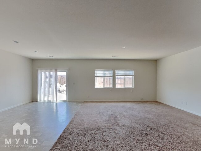 Building Photo - 14320 Loyola Dr