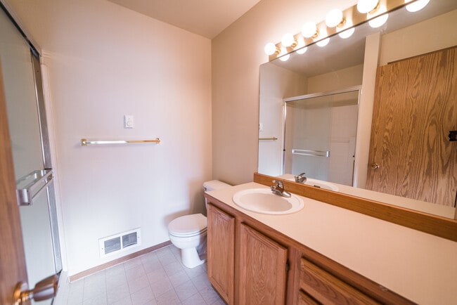 Foto del edificio - 2105 Yellowstone St