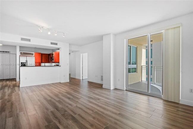 Building Photo - 7350 SW 89th St