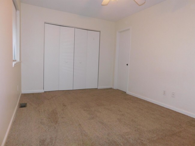 Foto del edificio - 116 Montview Forest Dr