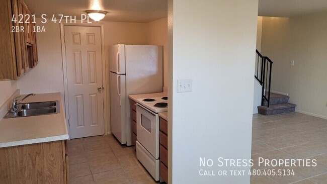 Foto del edificio - 2 Bed Town Home at 40th St and Broadway!