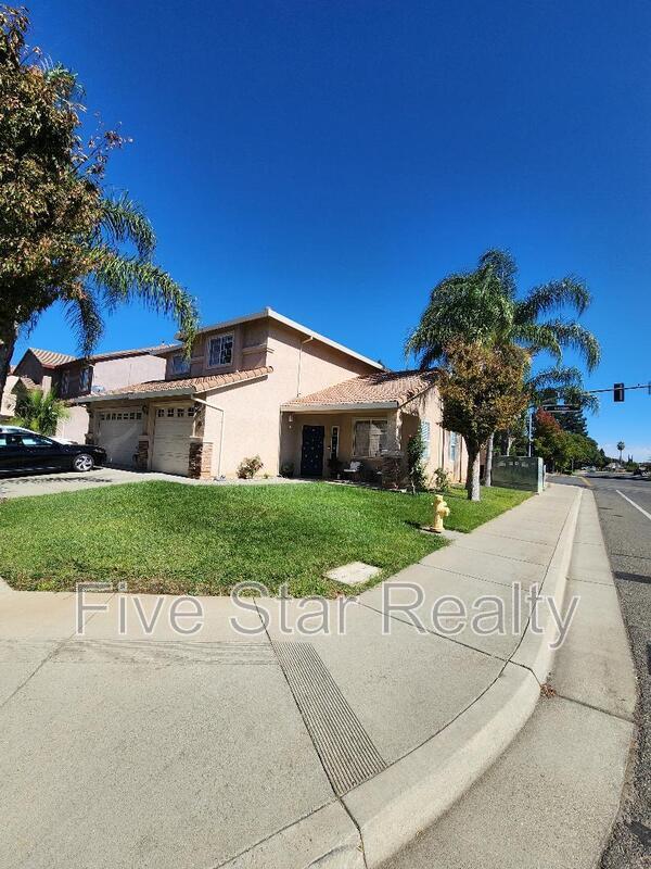 Foto del edificio - 2489 De Beers Ct