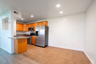 Building Photo - 125 S 1050 W