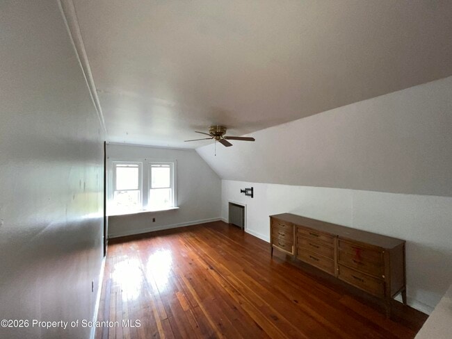 Building Photo - 1707 Monroe Ave
