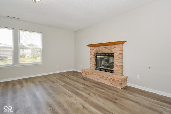 Building Photo - 9235 Delphi Ct