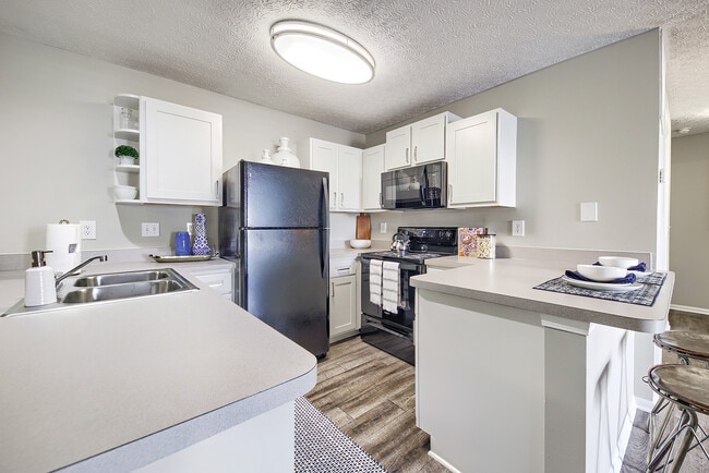 Building Photo - Brooksedge