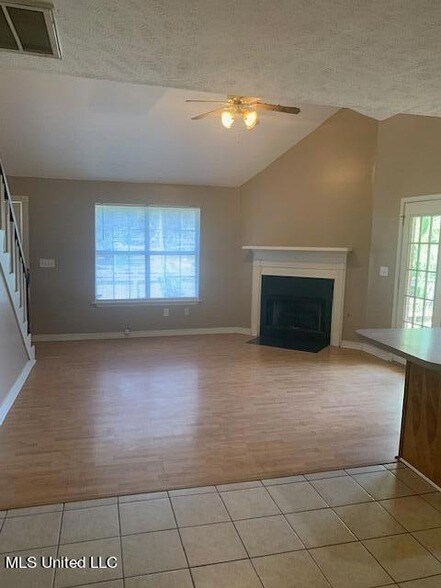 Building Photo - 134 Kings Ridge Dr