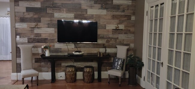 Foto del edificio - 110 Walnut St