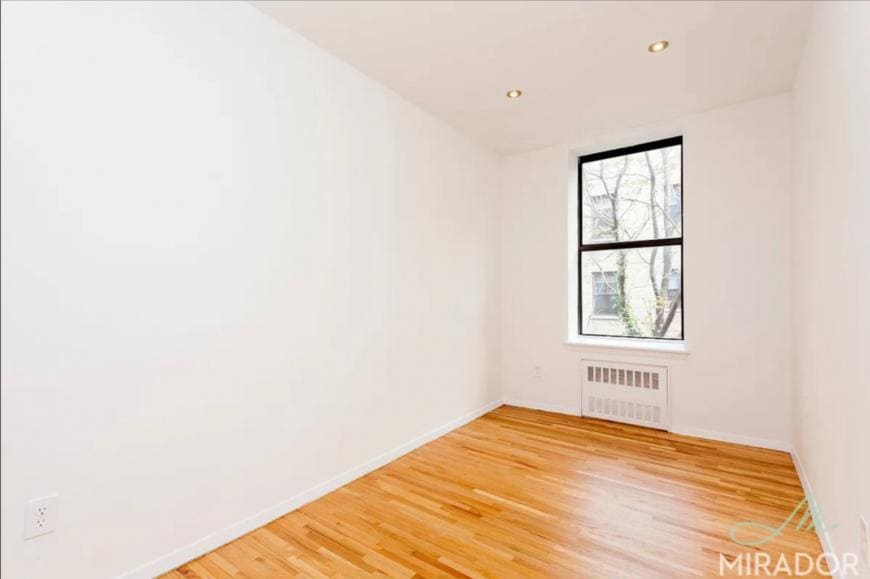 Building Photo - 1 bedroom in New York NY 10028