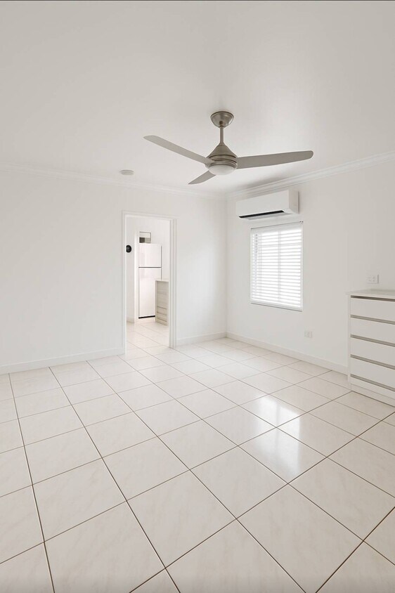 Foto principal - 8540 SW 16th St