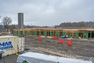 Building Photo - Grand River Walk