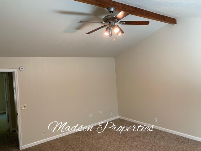 Foto del edificio - 1048 Gateway Ln