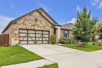 Building Photo - 128 Kavanaugh St
