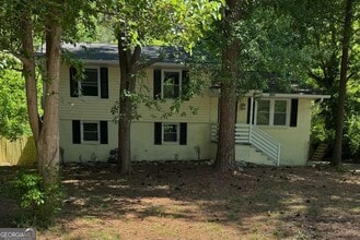 Building Photo - 6632 Stark Ct