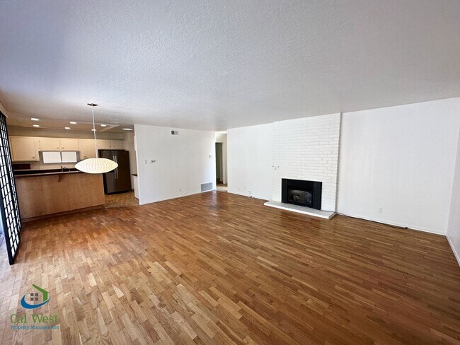 Building Photo - $4295 - 3 Bed/2 Bath Home in West San Jose...