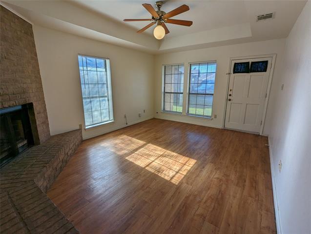 Foto del edificio - 212 Lanham Ct