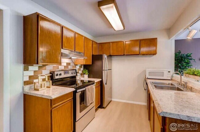 Foto del edificio - 1BR/1BA+OFFICE in Boulder Available Now!