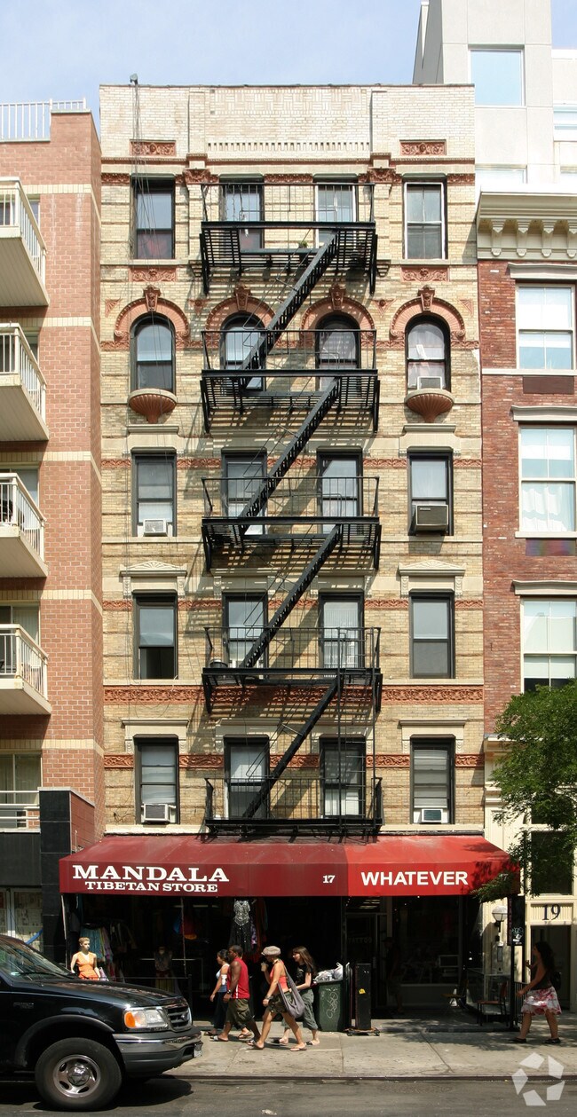 Foto del edificio - 17 Saint Marks Place