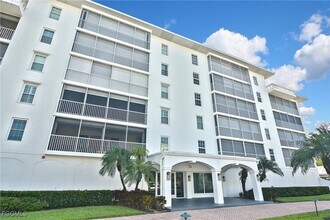 Building Photo - 1200 Gulf Shore Blvd N
