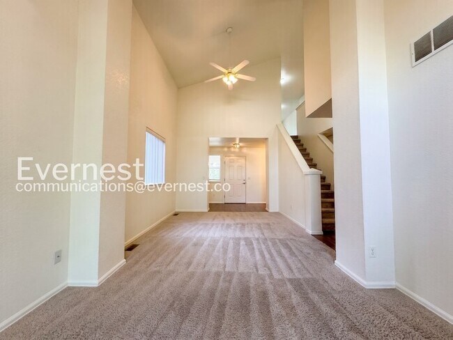 Foto del edificio - 4 Bed/2.5 Bath Single family home/Available Now!