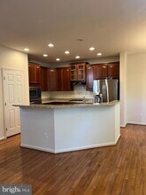 Building Photo - 16042 Barn Swallow Pl