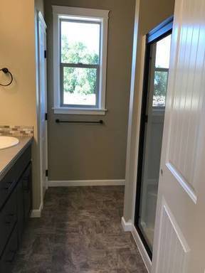 Building Photo - Grand Prairie 3 bed/2 bath w/ garage & AC